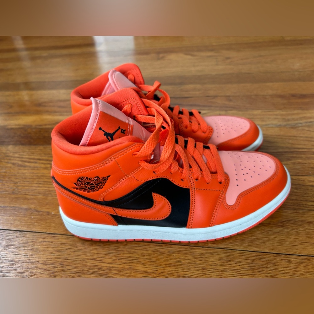 Air Jordan Mid